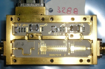 Amplificador criogénico de vuelo de banda alta (4 a 8 GHz)